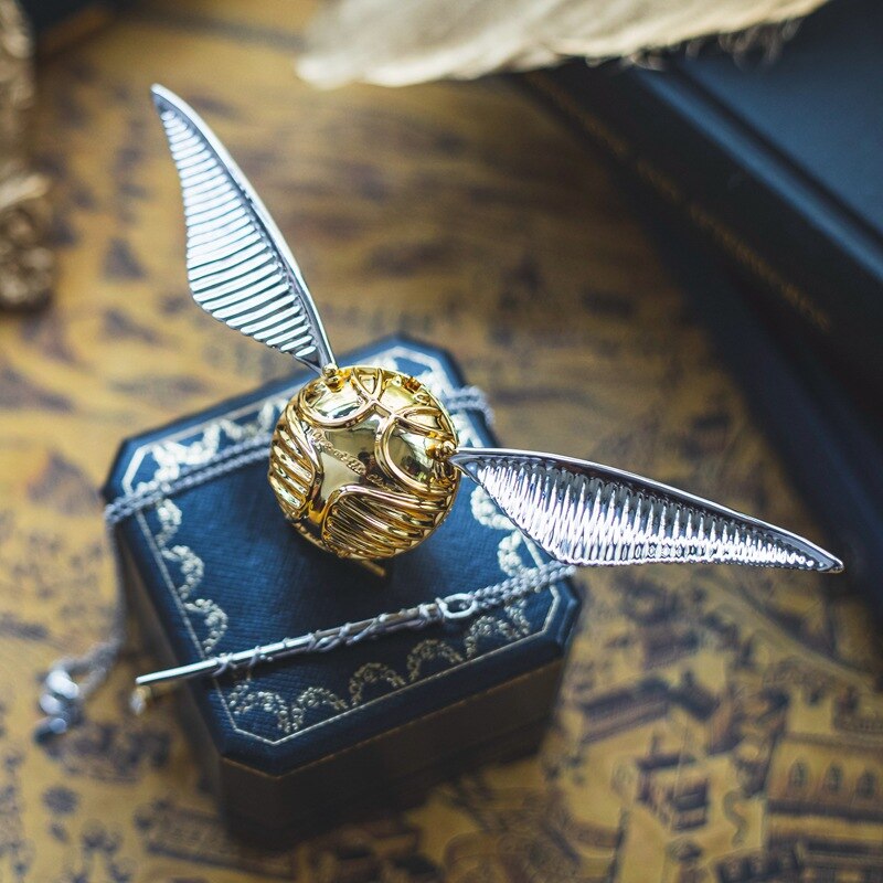 Elegant Winged Orb Ring Box – Opulent Moving Jewelry Organizer